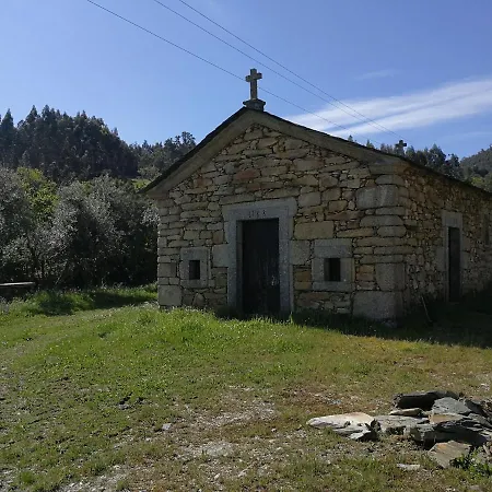 Abrigo Andorinhas Pensión