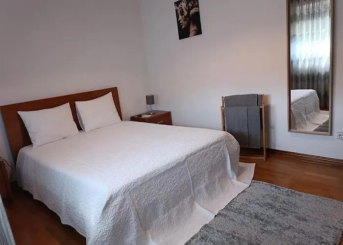 בית הארחה Abrigo Andorinhas